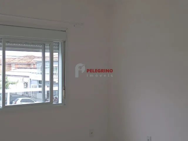 Imagem 6: Pelegrino Imóveis aluga apartamento no centro de Tapes