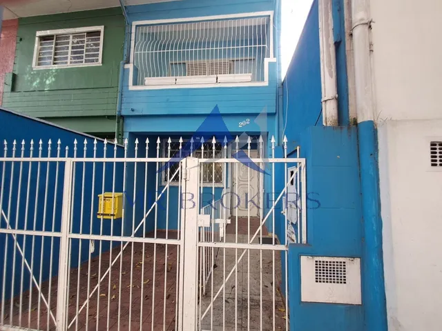 Imagem: A casa possui 2 Dormitórios, 2 Banheiros, 1 Vaga na