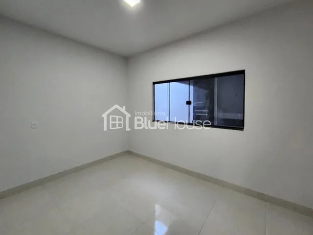 Imagem 10: Casa de 3 Quartos sendo 1 suíte em acabamento moderno no Setor Santa Fé, Goiânia