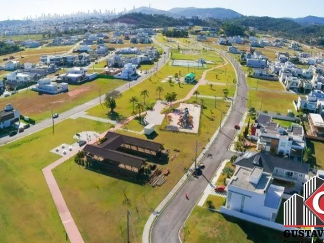 Imagem: TERRENO RESIDENCIAL em CAMBORIÚ - SC, AREIAS
