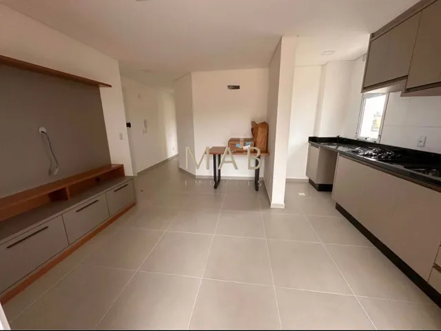 Imagem 12: Apartamento à Venda, SEMIMOBILIADO, 2 dormitórios sendo 1 suíte, localizado na praia