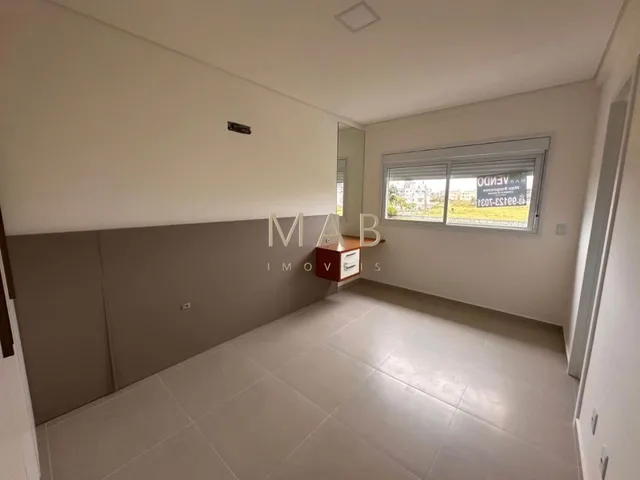 Imagem 5: Apartamento à Venda, SEMIMOBILIADO, 2 dormitórios sendo 1 suíte, localizado na praia