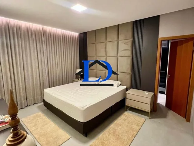 Imagem 8: Casa de Alto Padrão no Jardim Vila Boa, Goiânia: 3 Quartos, 3 Suítes, 3 Salas, 5