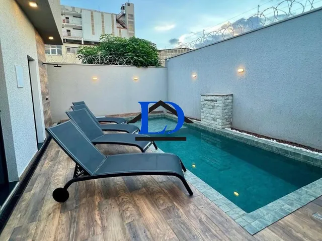 Imagem 4: Casa de Alto Padrão no Jardim Vila Boa, Goiânia: 3 Quartos, 3 Suítes, 3 Salas, 5