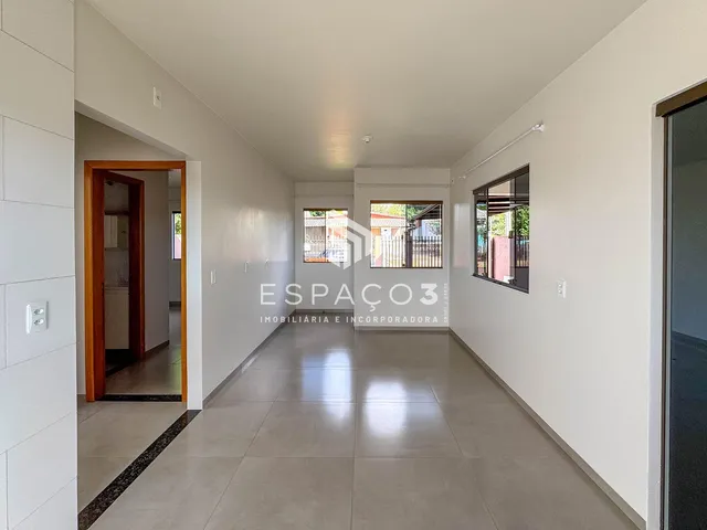 Imagem 4: Casa em laje, suíte, quarto, garagem com churrasqueira para locação B. Nazaré