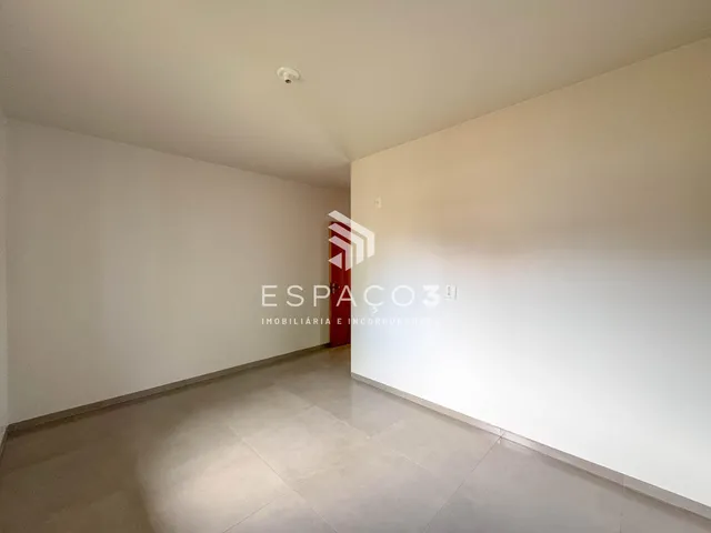 Imagem 12: Casa em laje, suíte, quarto, garagem com churrasqueira para locação B. Nazaré