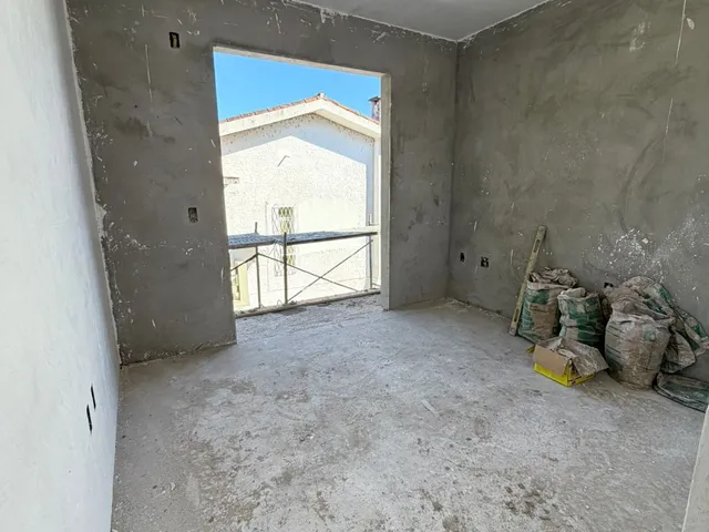 Imagem 10: Lindo Sobrado no Centro de Viamão - 2 dorm c/ Sacada, e Pátio Individual