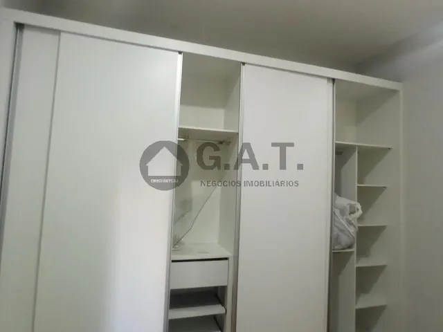 Imagem: O apartamento possui 2 Dormitórios, 1 Banheiro, 1 Vaga na