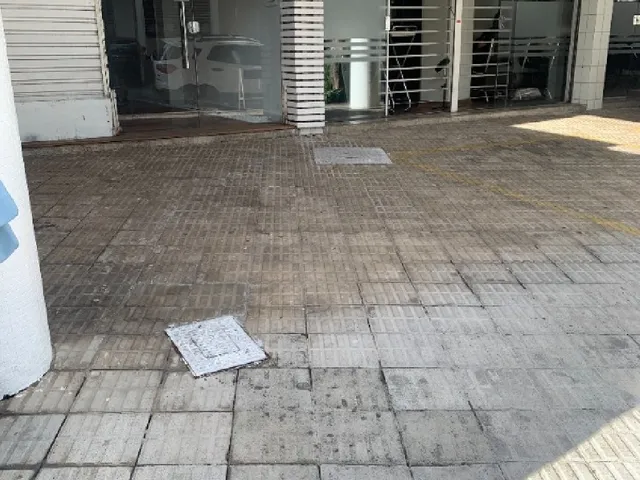Imagem 5: OPORTUNIDADE: LOJA EXCELENTE, NO CARMO, AMPLA, ESPELHOS, MINI COPA, BANHEIRO, AR