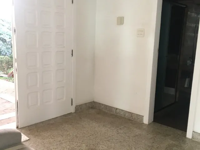 Imagem 7: CASA EXCELENTE COM 6 QUARTOS, SUÍTES, SALAS, PISCINA, ÁREA GOURMET, LINDA VISTA! VENDA
