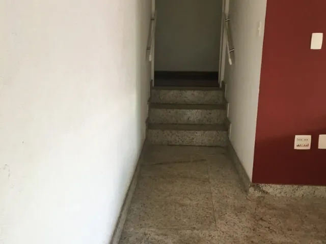 Imagem 10: CASA EXCELENTE COM 6 QUARTOS, SUÍTES, SALAS, PISCINA, ÁREA GOURMET, LINDA VISTA! VENDA
