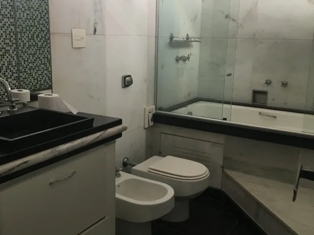 Imagem 4: CASA DE LUXO NO BANDEIRANTES, COM 06 QUARTOS, 04 SALAS E ÁREA DE LAZER - só 2.150.000,00