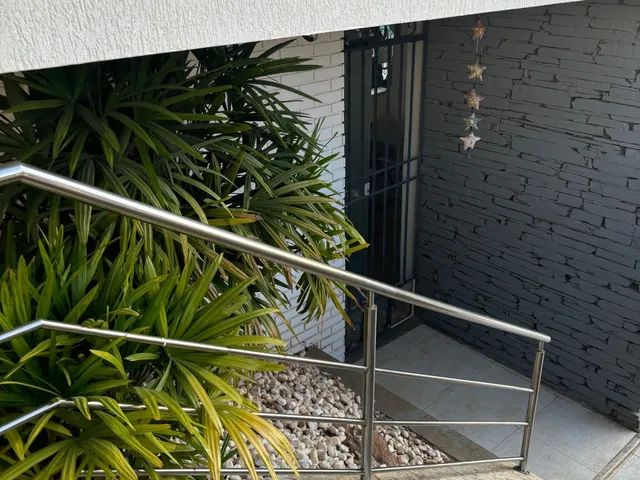 Imagem 8: CASA COM 03 SUÍTES NO BAIRRO BANDEIRANTES, SALAS AMPLAS, 1.000 M² DE TERRENO, ÁREA DE