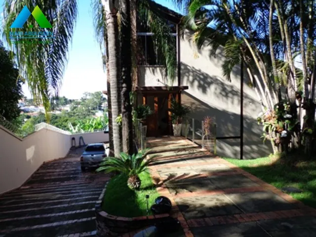 Imagem 3: CASA COM 04 QUARTOS, SUÍTES, PISCINA, À VENDA NO BAIRRO BANDEIRANTES, EM TERRENO DE