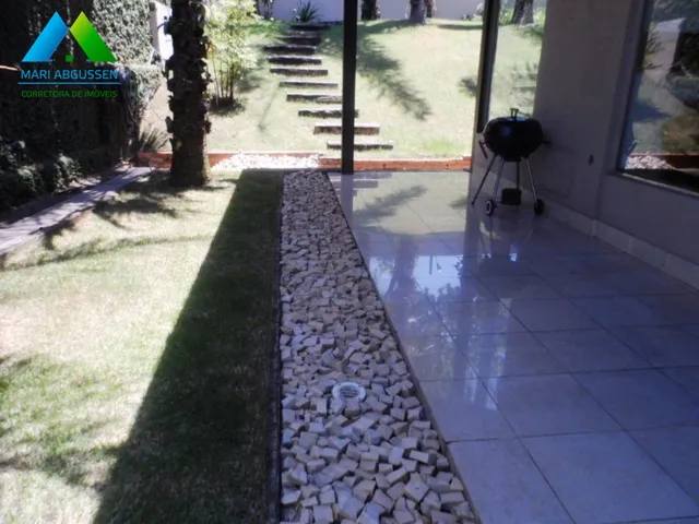 Imagem 7: CASA COM 04 QUARTOS, SUÍTES, PISCINA, À VENDA NO BAIRRO BANDEIRANTES, EM TERRENO DE