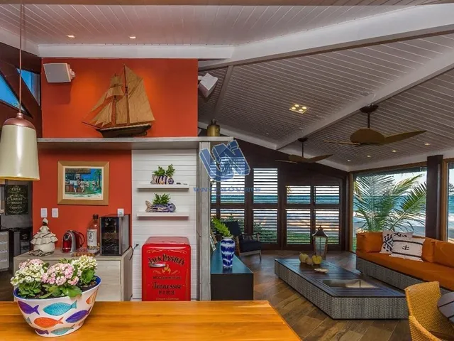 Imagem 3: Casa em Condomínio Duplex com 9 Quartos sendo 6 Suítes com vista mar com 1.200m2 em