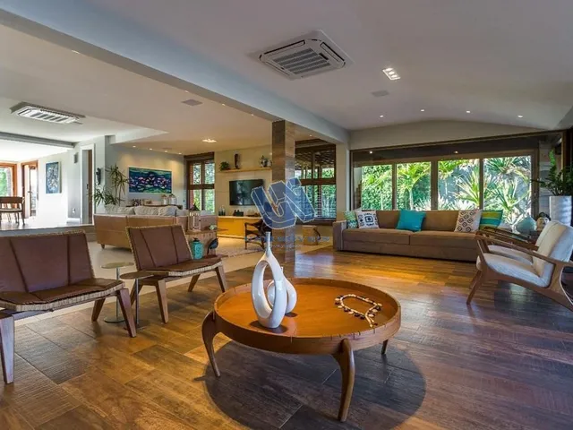 Imagem 12: Casa em Condomínio Duplex com 9 Quartos sendo 6 Suítes com vista mar com 1.200m2 em