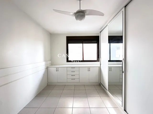 Imagem 5: Apartamento 4 dormitórios (2 suítes) e 2 vagas com hobby box - Centro