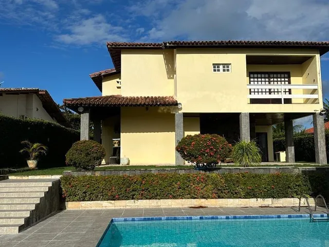 Imagem: A casa em condomínio possui 4 Dormitórios, 4 Suítes, 1