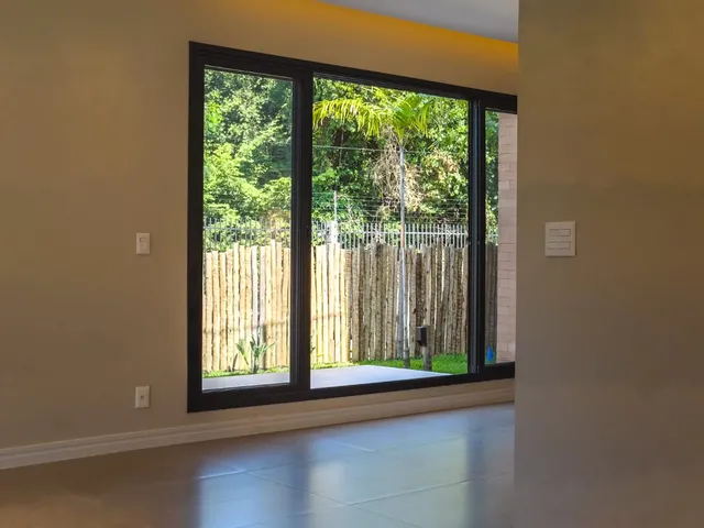 Imagem 5: Casa de Luxo em Condomínio no Bairro Caldeira em Indaiatuba-Sp, com 3 Quartos, 3 Suítes, 2 Salas e 150M² de Área