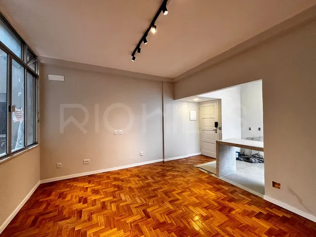 Imagem 3: Apartamento de 3 quartos à venda no Edifício Vergara, com 90m², na Praia de Icaraí