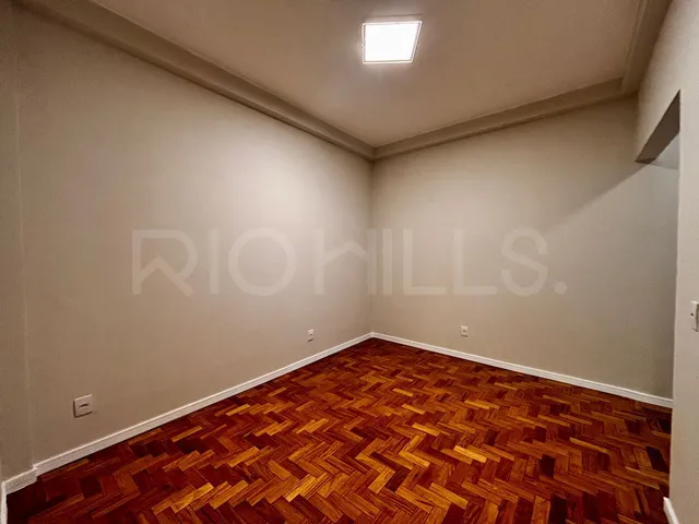 Imagem 2: Apartamento de 3 quartos à venda no Edifício Vergara, com 90m², na Praia de Icaraí
