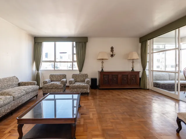 Imagem 11: Apartamento para Venda em Morro dos Ingleses com 3 Quartos, Sendo 1 Suíte, 220M²