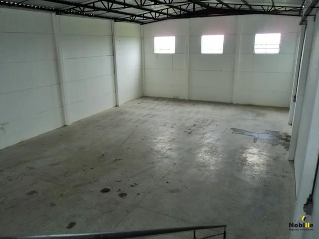 Imagem 10: Pavilhão Galpão / depósito com 4 vagas na garagem