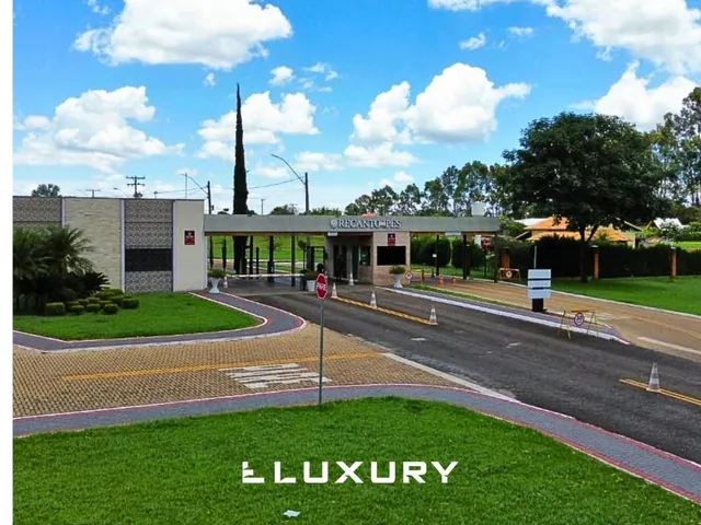 Imagem: Lote de 1.800m² à venda no Condomínio