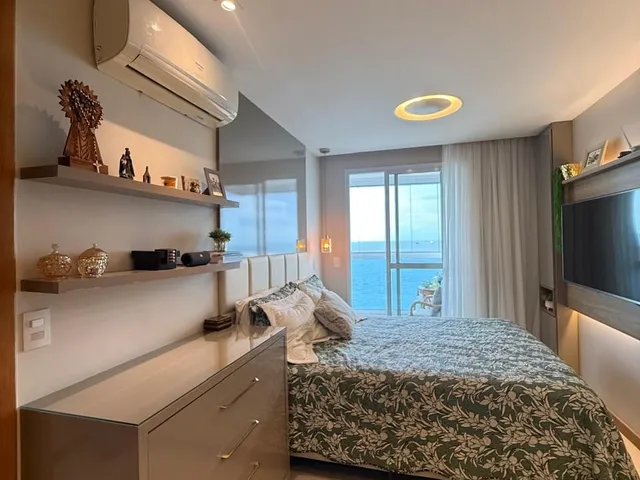 Imagem 4: Apartamento frente mar na Praia de Itapuã, 130m², 4 quartos, 2 suítes, 2 vagas soltas