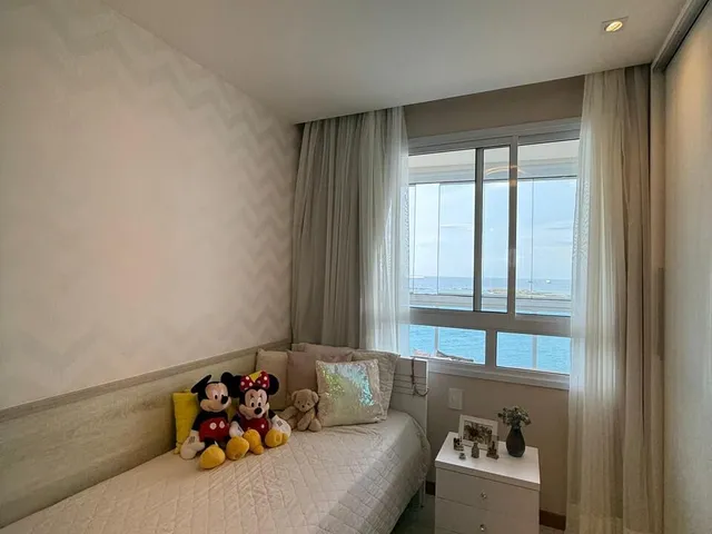 Imagem 10: Apartamento frente mar na Praia de Itapuã, 130m², 4 quartos, 2 suítes, 2 vagas soltas