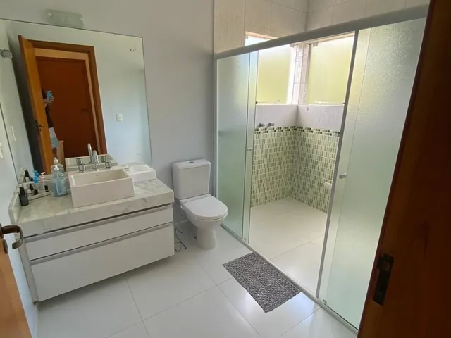 Imagem 8: Casa de Luxo em Condomínio: 5 quartos, 3 suítes, 2 salas, 5 banheiros, 4 vagas, 350m²
