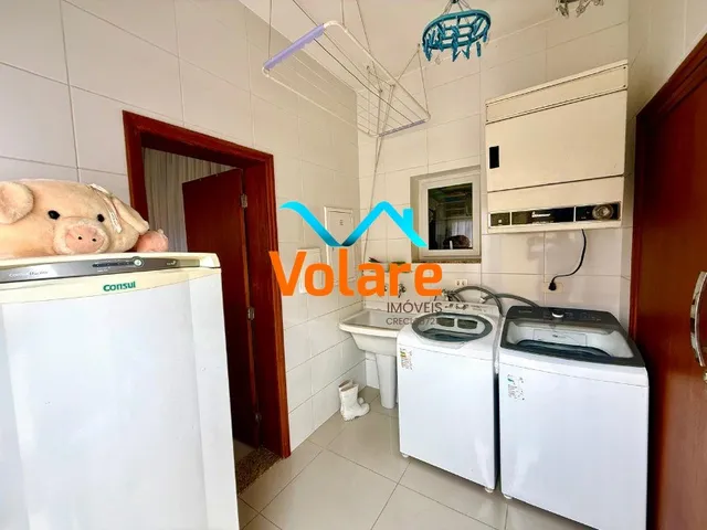 Imagem 10: Impecável casa em condomínio com 4 quartos e 4 suítes no bairro Suru em Santana de