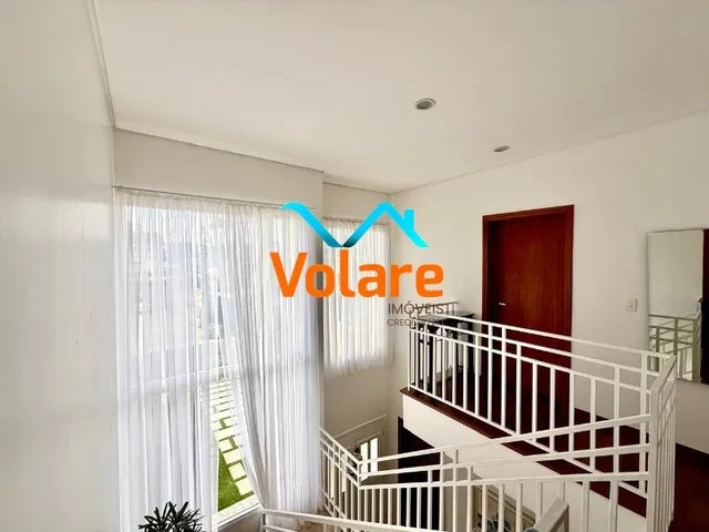 Imagem 6: Impecável casa em condomínio com 4 quartos e 4 suítes no bairro Suru em Santana de