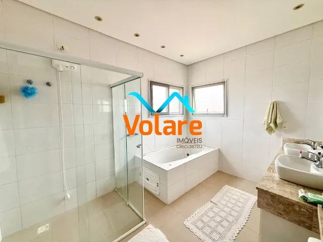 Imagem 5: Impecável casa em condomínio com 4 quartos e 4 suítes no bairro Suru em Santana de