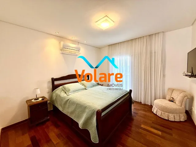 Imagem 12: Impecável casa em condomínio com 4 quartos e 4 suítes no bairro Suru em Santana de