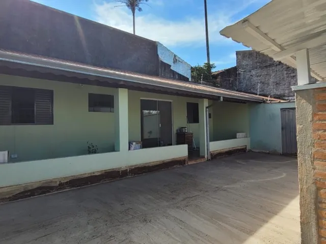 Imagem: CASA RESIDENCIAL em BOTUCATU - SP, VILA