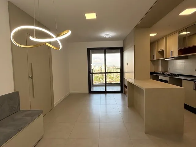 Imagem: O apartamento possui 3 Dormitórios, 1 Suíte, 2 Banheiros,