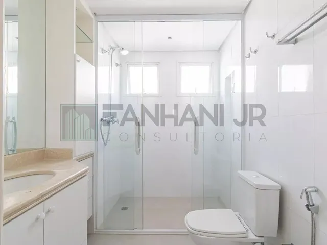 Imagem 3: Imóvel Exclusivo no Itaim Bibi: Apartamento reformado com 3 suítes, 3 salas, 5