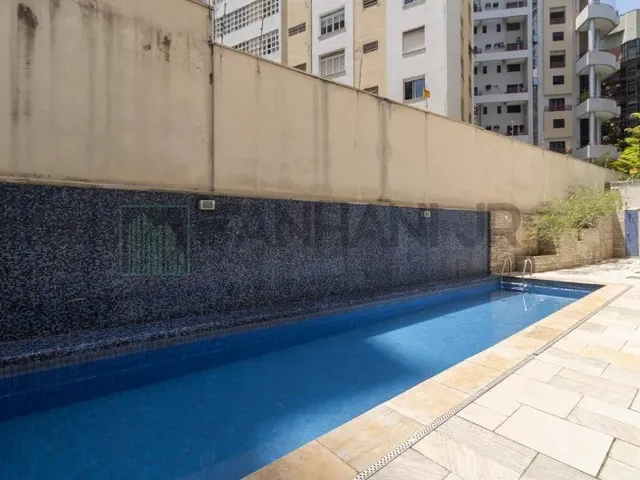 Imagem 4: Imóvel Exclusivo no Itaim Bibi: Apartamento reformado com 3 suítes, 3 salas, 5