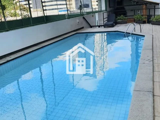 Imagem 13: Apartamento com 3 quartos amplo com dependência no Costa Azul
