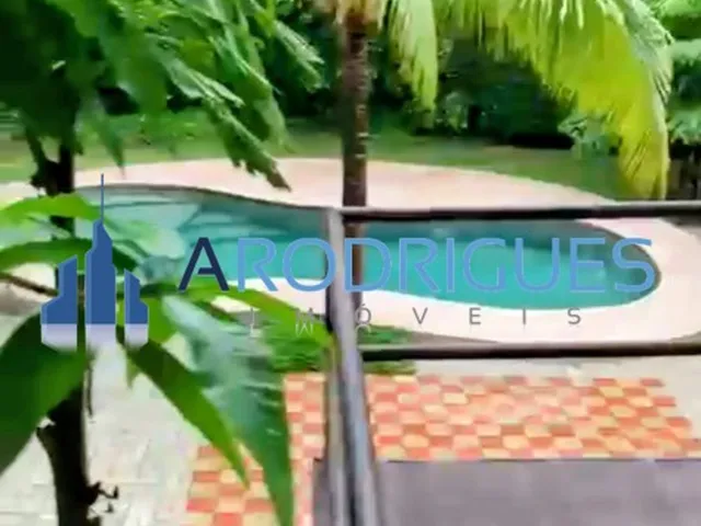Imagem 12: Casa Para Locação Anual em Busca Vida: Imóvel Exclusivo com 5 Quartos, 2 Suítes e