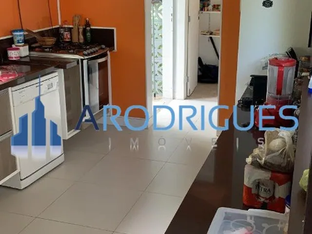 Imagem 16: Casa Para Locação Anual em Busca Vida: Imóvel Exclusivo com 5 Quartos, 2 Suítes e