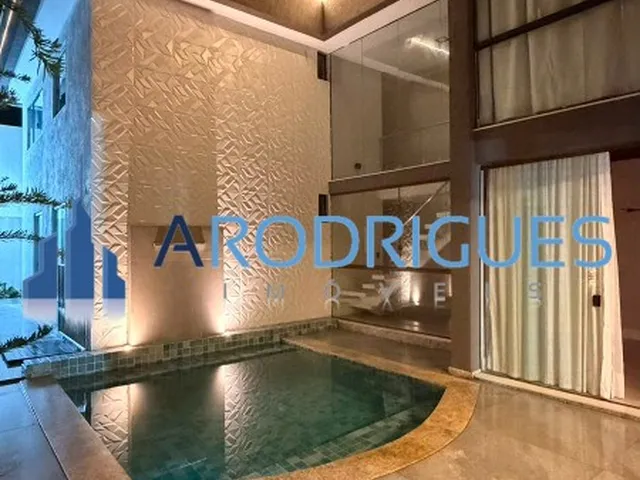 Imagem: Casa à Venda Nova e Moderna em Alphaville