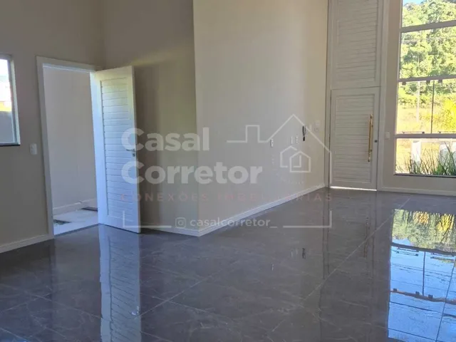 Imagem 6: ENCANTADORA CASA DE 3 DORMITÓRIOS SENDO 1 SUÍTE