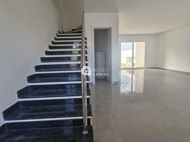 Imagem 7: Casa à venda no bairro Hípica - Porto Alegre/RS