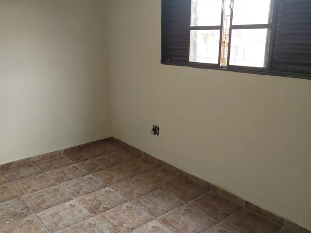 Imagem 2: Casa para alugar no bairro Parque Primavera - Poços de Caldas/MG