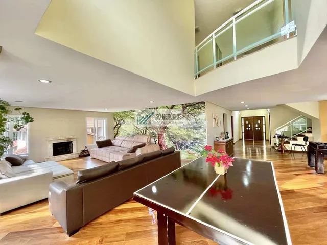 Imagem 6: Casa Contemporânea com Piscina Aquecida, Sauna e 4 Dormitórios à Venda no Condomínio