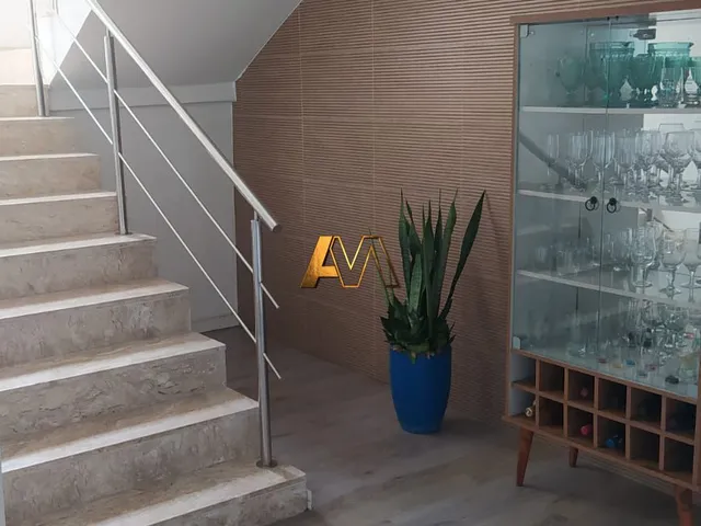 Imagem 3: CASA ALTO PADRÃO COM 4/4 SENDO 3 SUÍTES E PISCINA PRIVATIVA