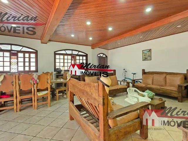 Imagem: Casa Térrea Bairro Nobre 100Mts da Praia